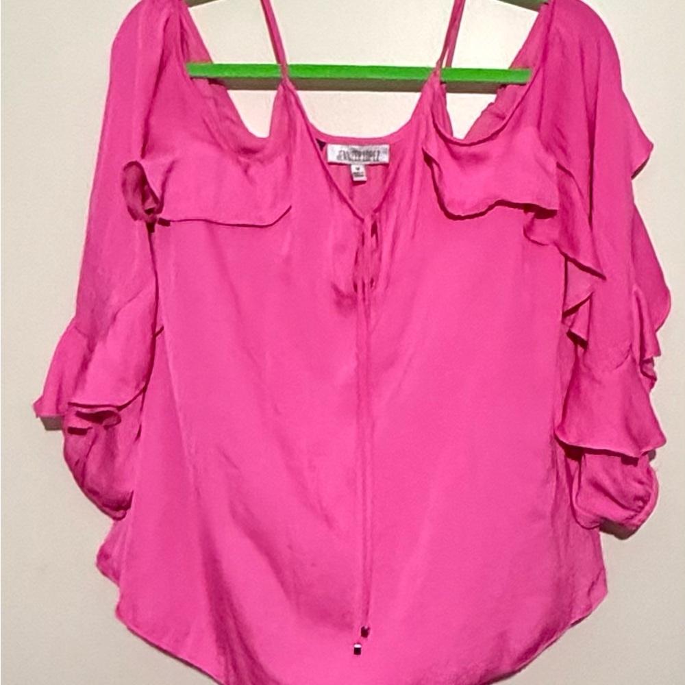 Jennifer Lopez Pink Ruffled Women's cold shoulder Top